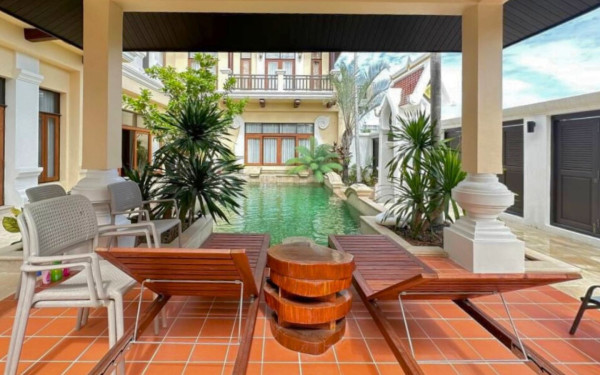 Luxury Pool Villa For Rent - 4 Bed 5 Bath image