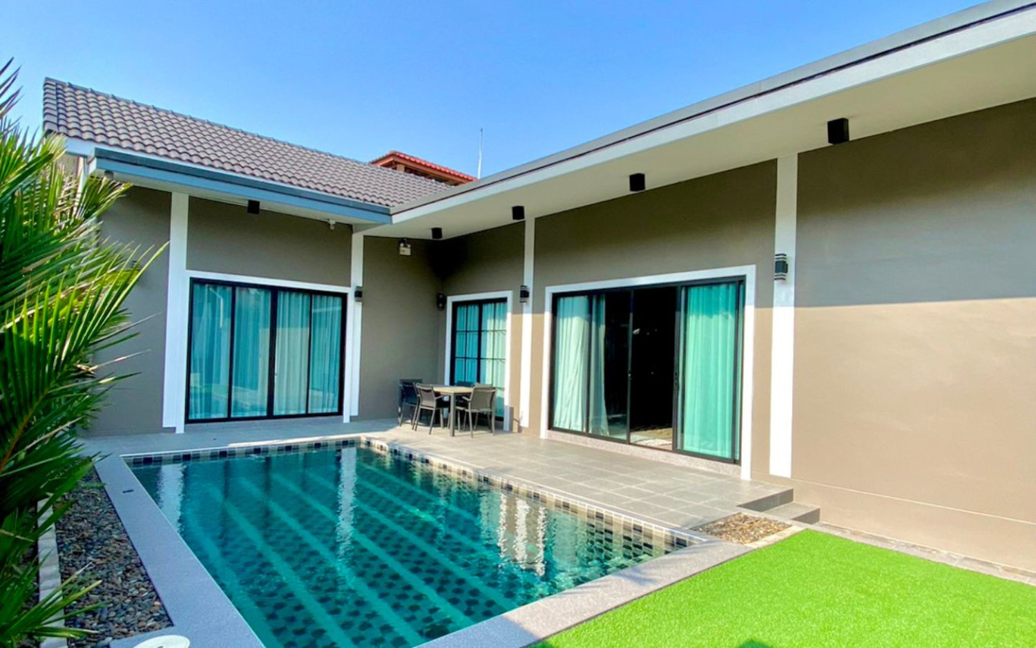 Single House with Private Pool for Sale - 3 Bed 4 Bath ภาพ 3