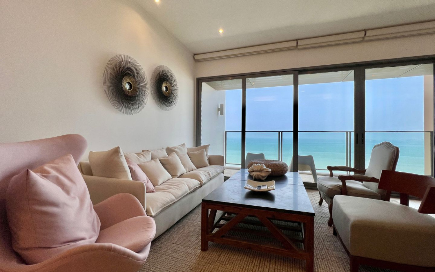Northpoint – 2 Bed 2 Bath Sea View (35th Floor) image 1