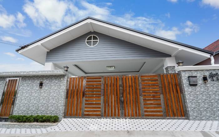 Detached House For Sale in East Pattaya - 3 Bed 2 Bath