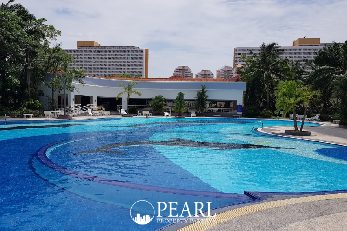 View Talay 2 large swimming pool area