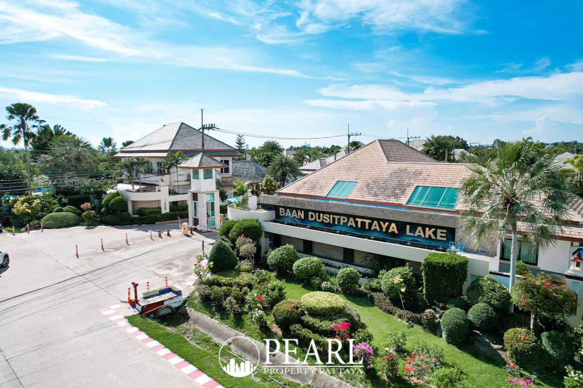 Baan Dusit Pattaya Lake image