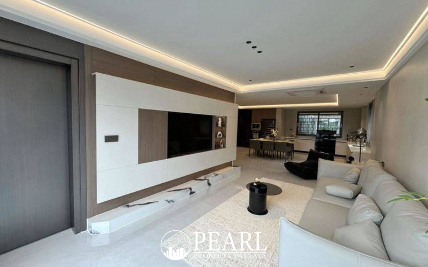 Eakmongkol Thepprasit - 6 Bed 7Bath image 2