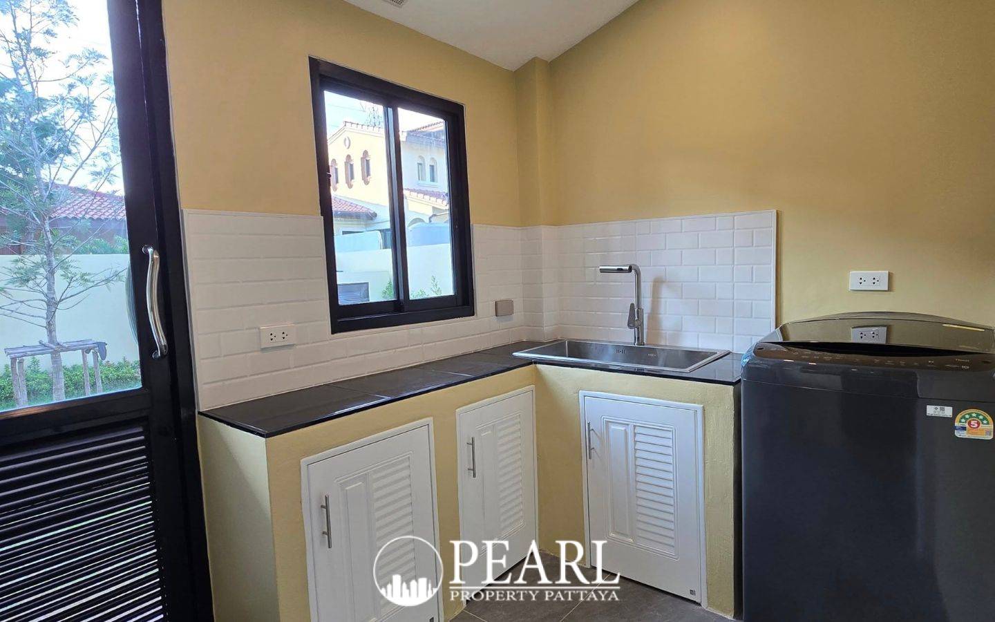 property-img
