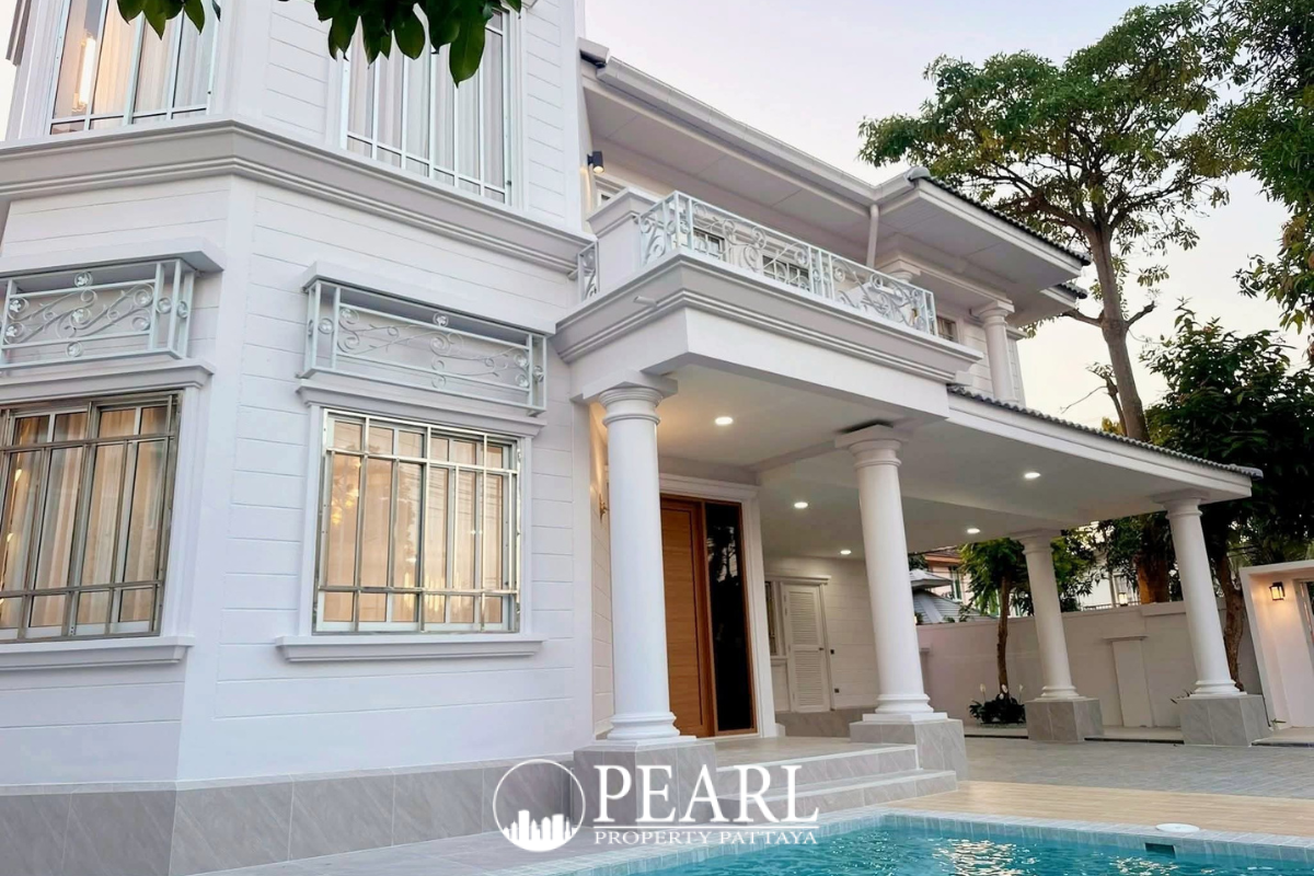 2-Storey Luxury Home - 4 Bedrooms 3 Bathrooms With Private Pool