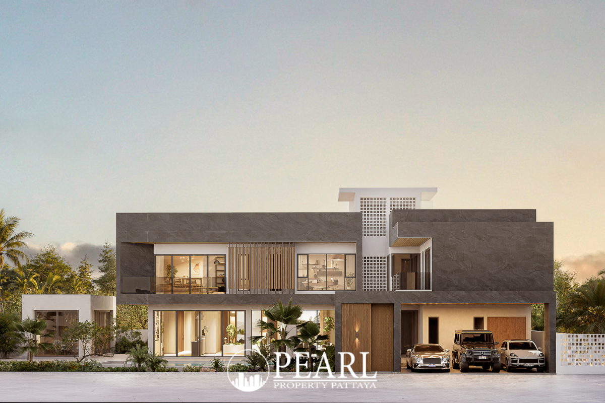 Tree Villa private swimming pool and sun deck