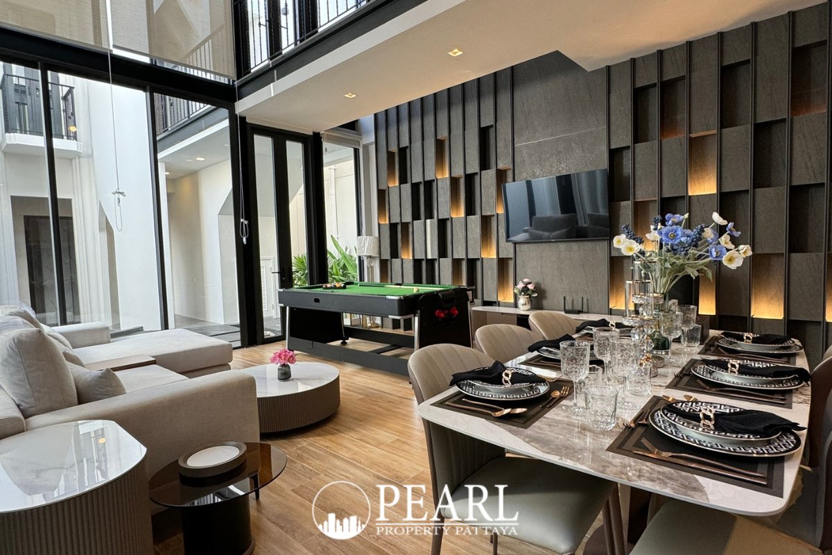 4 Bedroom House for Sale at Inara Villa contemporary kitchen with island and appliances