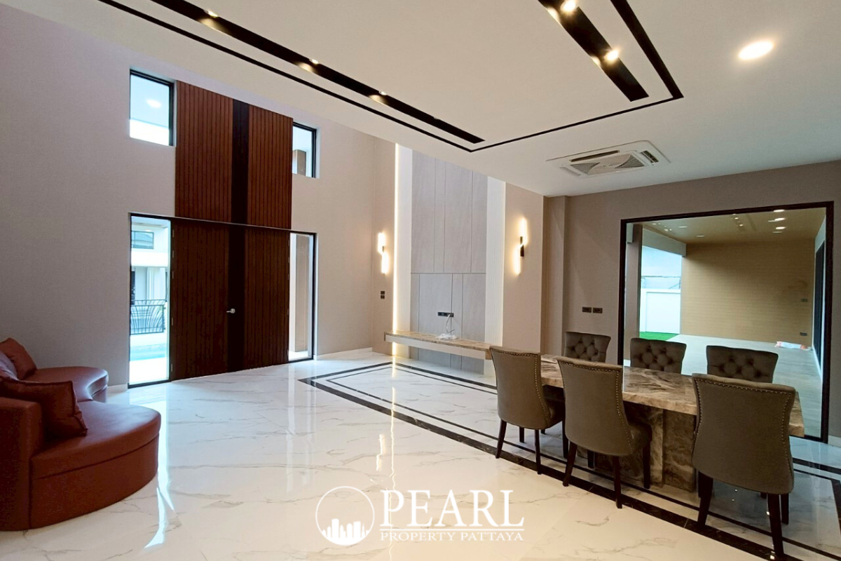 The Village - 3 Bedrooms 4 Bathrooms image 2