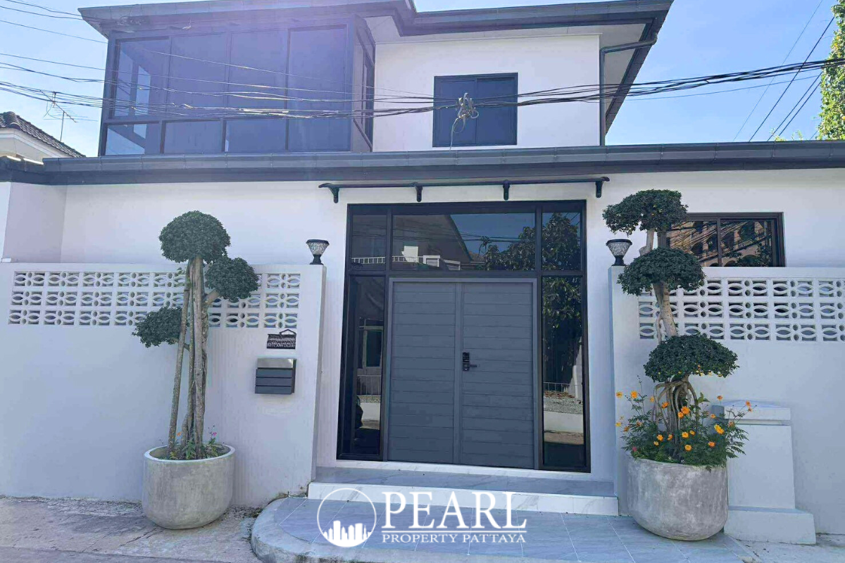 Baan Suan Lalana - 4 Bedrooms 4 Bathrooms