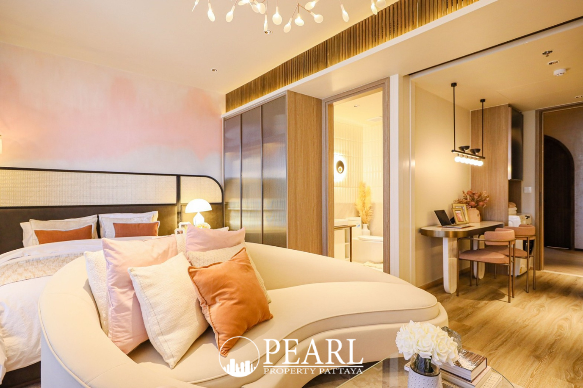 Arom Jomtien - 1 Bedrooms 1 Bathrooms Sea View (31st Floor) image 2